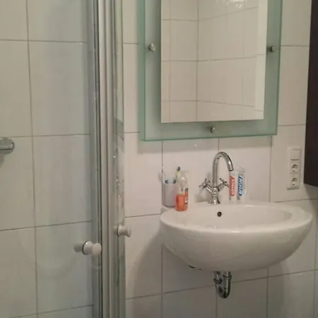 Apartment Charmante Moderne 3,5 Zkb-wohnung *